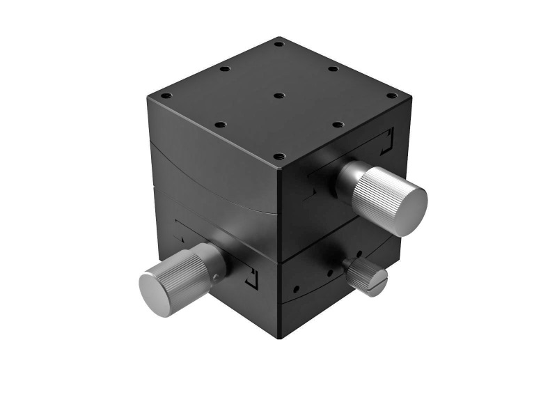 Goniometr 60X60mm, mosiężny wpust, 2-osiowy, +/-20 stopni, wysokość osi 50mm, przekładnia ślimakowa, gwint M4 — zdjęcie produktu, nr katalogowy GOH-60B50