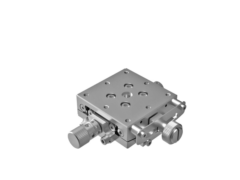 Goniometr 40X40mm z niklowanym wykończeniem, łożyska EXC, 1-osiowy, +/-6°, wysokość osi 75mm, przekładnia ślimakowa, gwint M3 — zdjęcie produktu, nr katalogowy GOHT-40A75