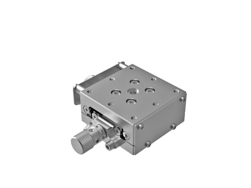 Goniometr 40X40mm z niklowanym wykończeniem, łożyska EXC, 1-osiowy, +/-10°, wysokość osi 40mm, praworęczny, przekładnia ślimakowa, gwint M3 — zdjęcie produktu, nr katalogowy GOHT-40A40R