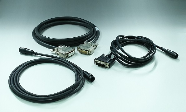 Kabel z złączem DB15 do metalowej obudowy mini, do stolików ze skalą szklaną, długość 3m — zdjęcie produktu, nr katalogowy DHR-CA-3
