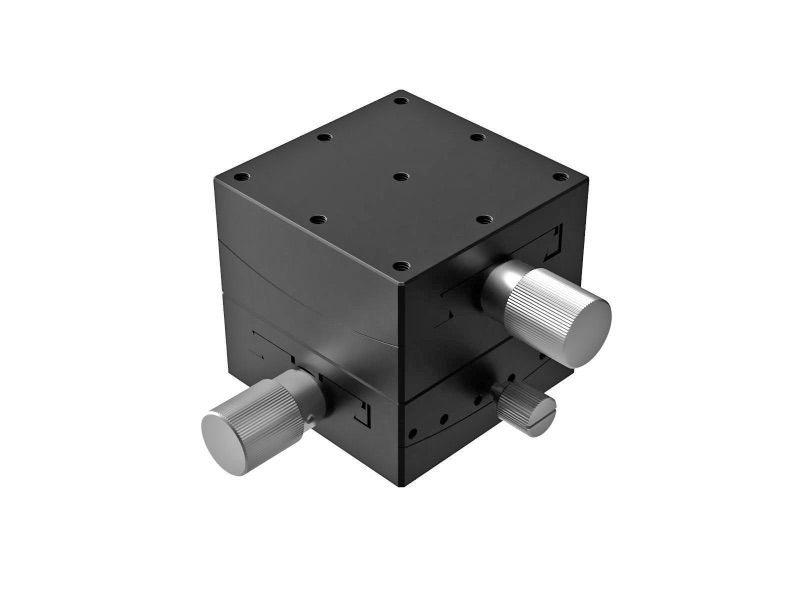 Goniometr 60X60mm, mosiężny wpust, 2-osiowy, +/-15 stopni, wysokość osi 84mm, przekładnia ślimakowa, gwint M4 — zdjęcie produktu, nr katalogowy GOH-60B84
