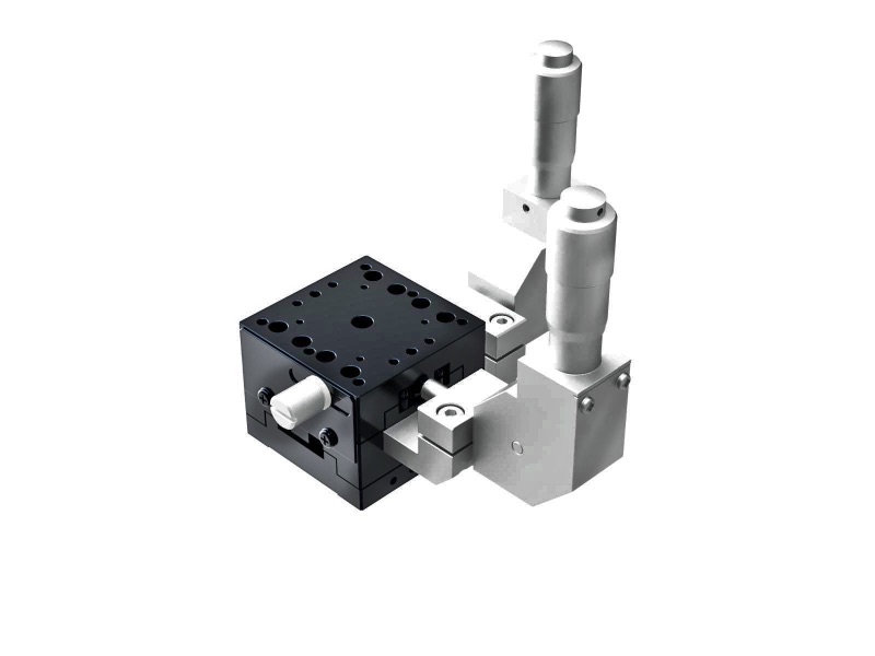 Łożysko krzyżowe 40X40mm, aluminiowe, stolik XY, centralny mikrometr 90°, +/-6.5mm, gwinty M3 — zdjęcie produktu, nr katalogowy TAM-402CDL