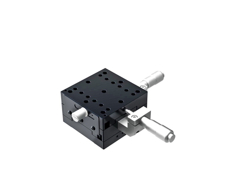 Łożysko krzyżowo-rolkowe 65X65mm, aluminiowe, stolik XY, mikrometr centralny, +/-6.5mm, gwinty M6 — zdjęcie produktu, nr katalogowy TAM-652C-M6