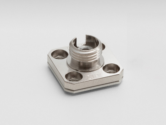 Adapter gniazda FC i ferruli — zdjęcie produktu, nr katalogowy SFC101R1