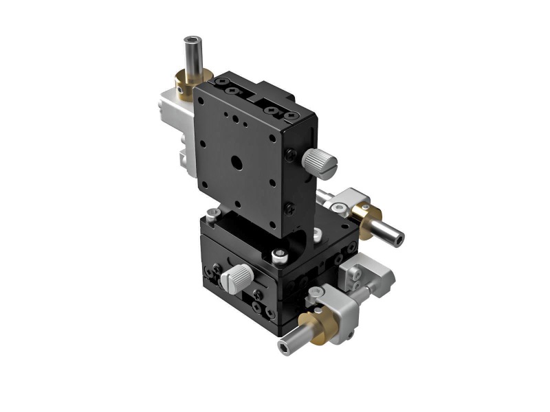 Łożysko EXC 40X40mm, stalowe, stolik osi XYZ, (platforma pionowa) śruba sześciokątna boczna, +/-6.5mm, gwinty 6-32, prawoskrętny — zdjęcie produktu, nr katalogowy TSD-405SRLFPUU
