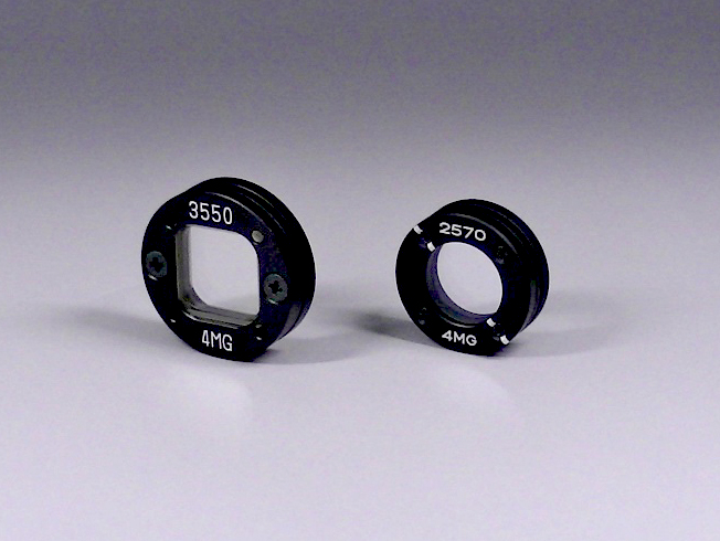 Płytka falowa Air Gap 25.4mm (1 cal), długość fali 343nm, λ/4 — zdjęcie produktu, nr katalogowy WPQG-25.4C-3430-4M
