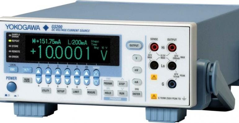 GS200 Generator napięcia DC