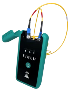 AEM FiBLU – aplikacyjny tester i certyfikator światłowodów